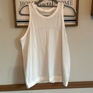 Lululemon swiftly tank Relaxed Size 8